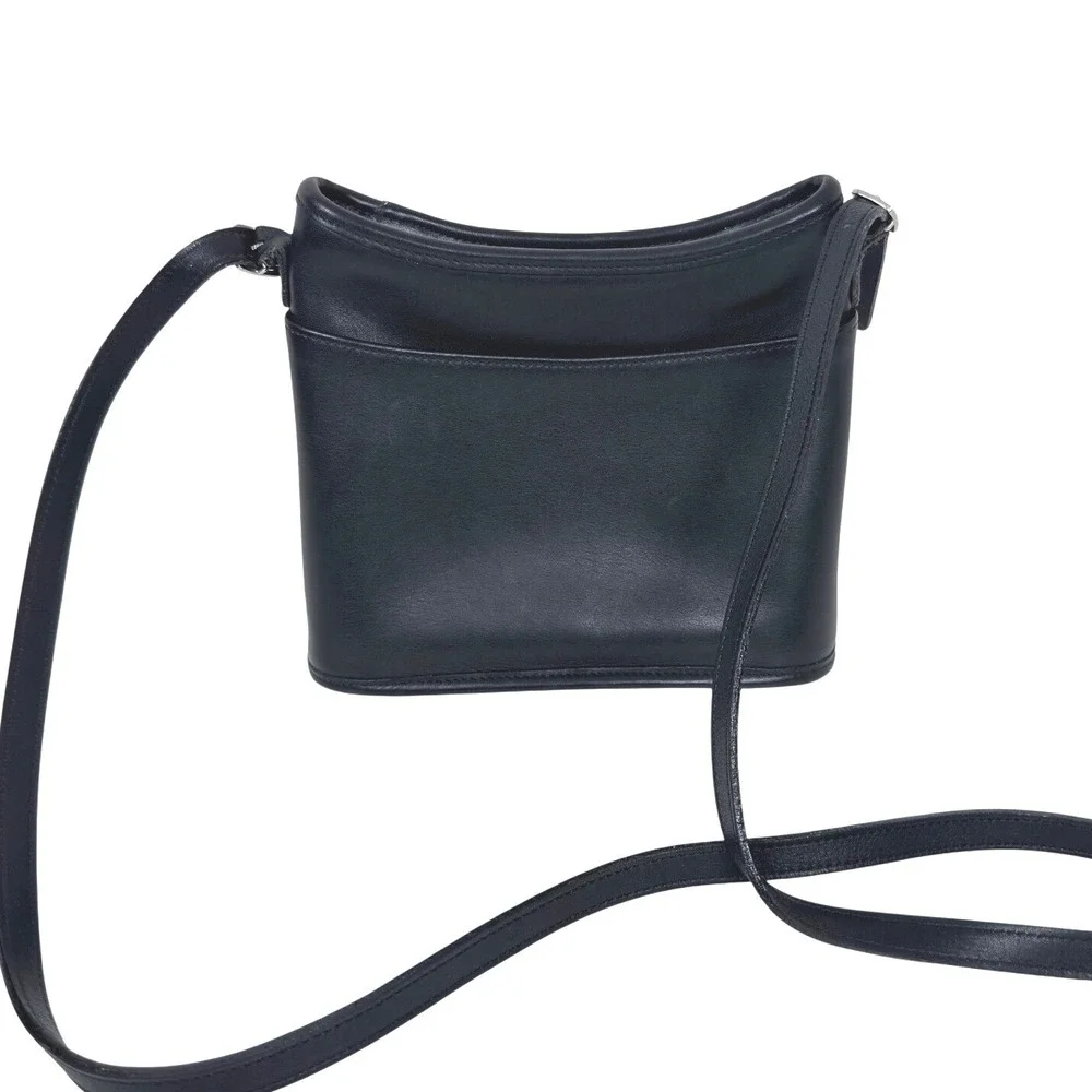 Coach handcrafted united